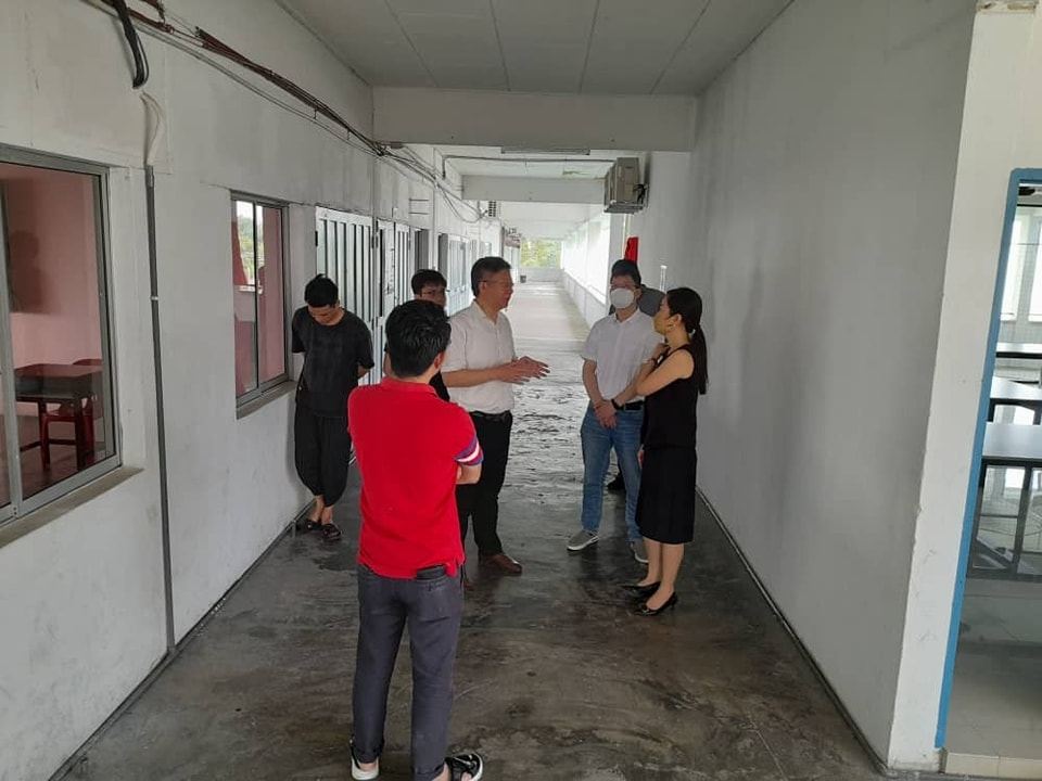 中国致公党福清市委会交流团参访曼绒华校